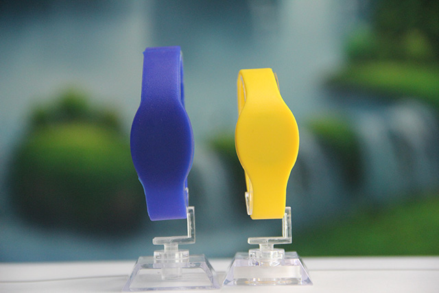 RAIN RFID連接設備識別，查找，驗證和使用端點