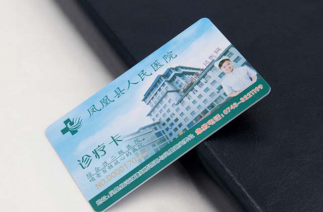 水晶滴膠卡制作影響質量的四個原因！